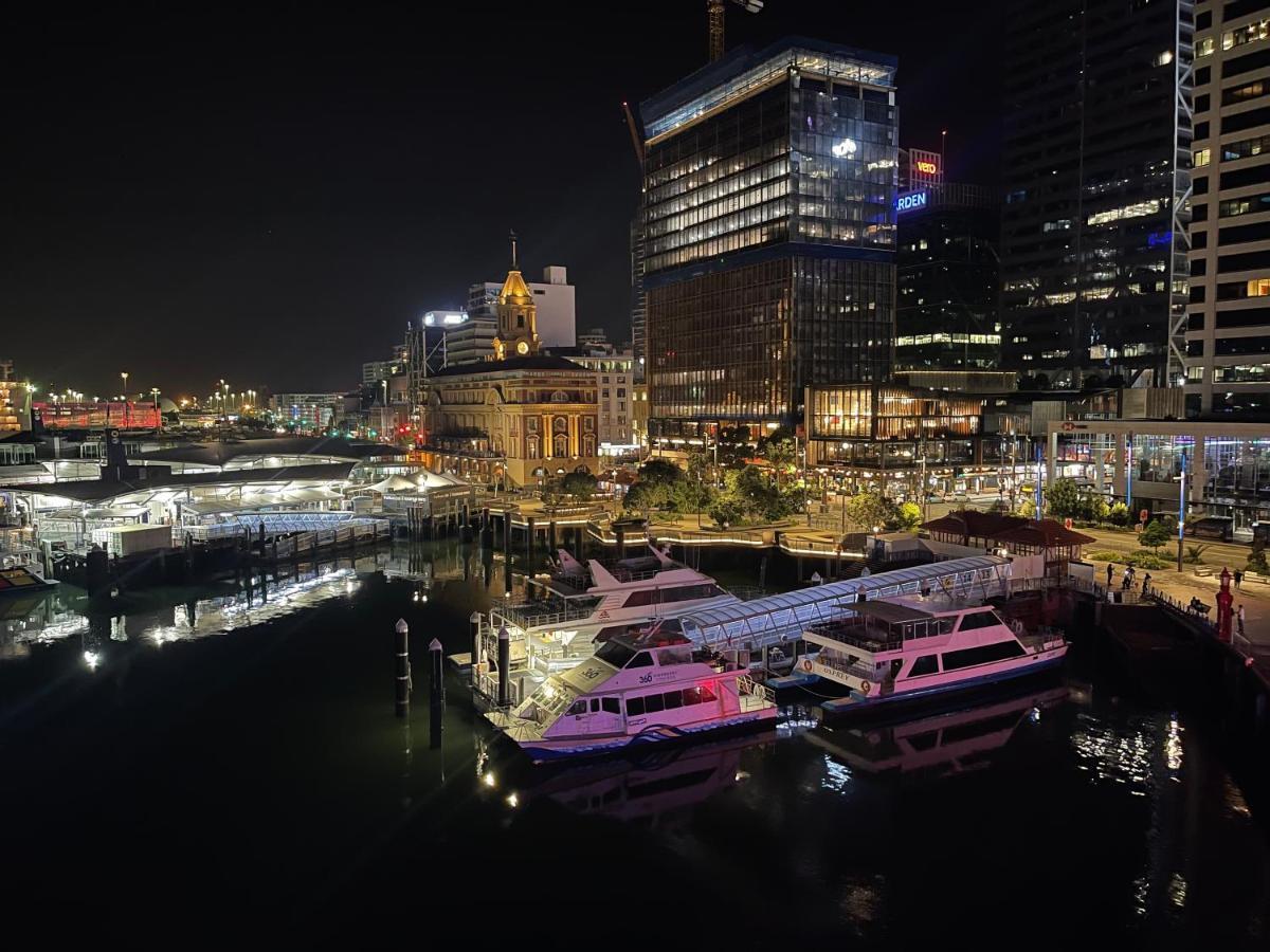 Luxury Apartment - Parking - Hot Tub - Stunning Views Auckland Exteriör bild