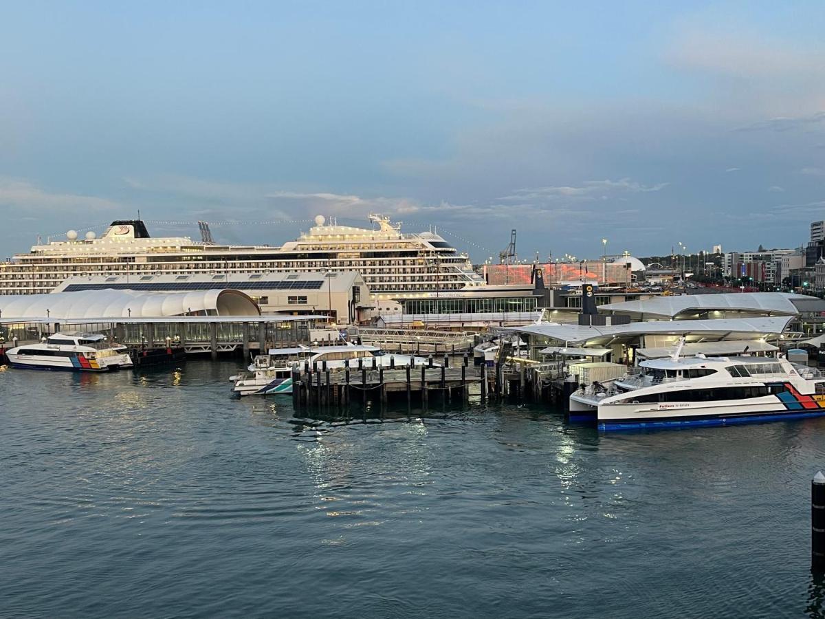 Luxury Apartment - Parking - Hot Tub - Stunning Views Auckland Exteriör bild