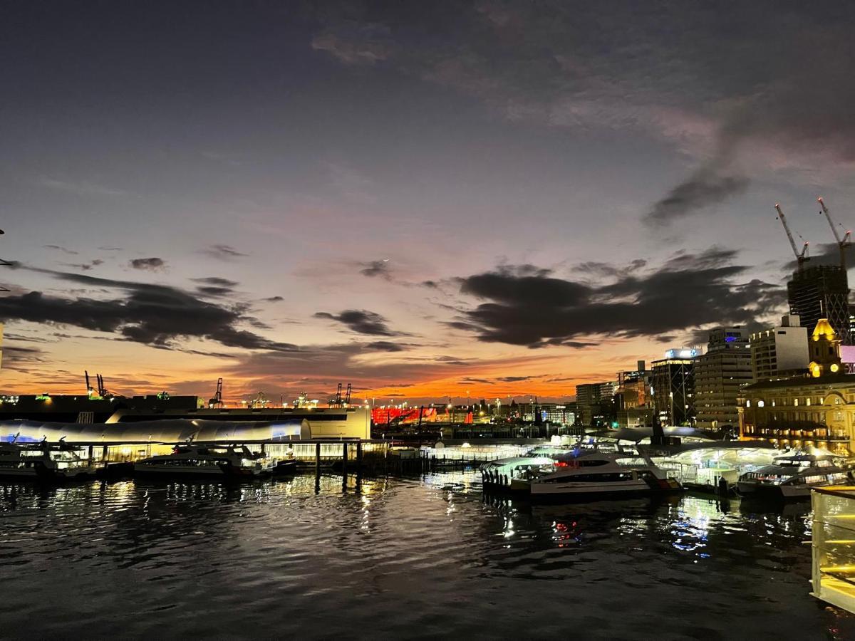 Luxury Apartment - Parking - Hot Tub - Stunning Views Auckland Exteriör bild