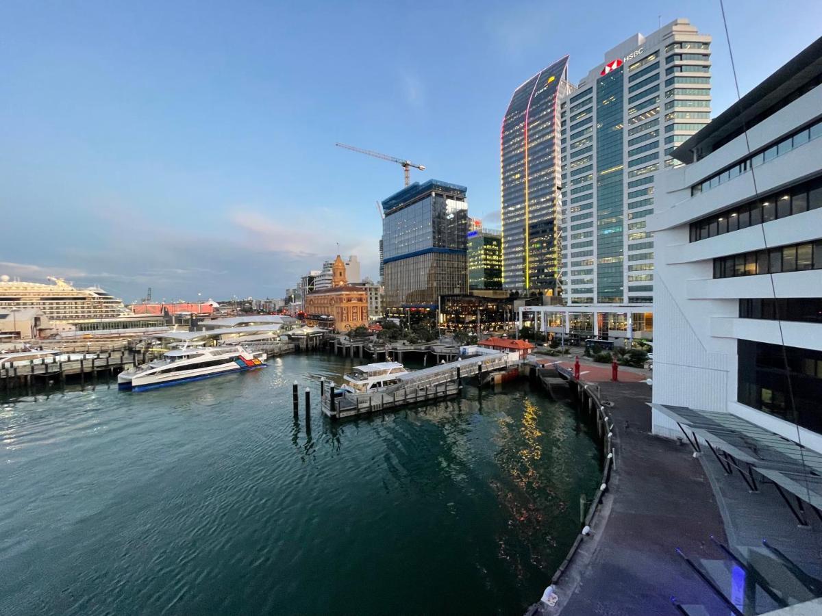 Luxury Apartment - Parking - Hot Tub - Stunning Views Auckland Exteriör bild