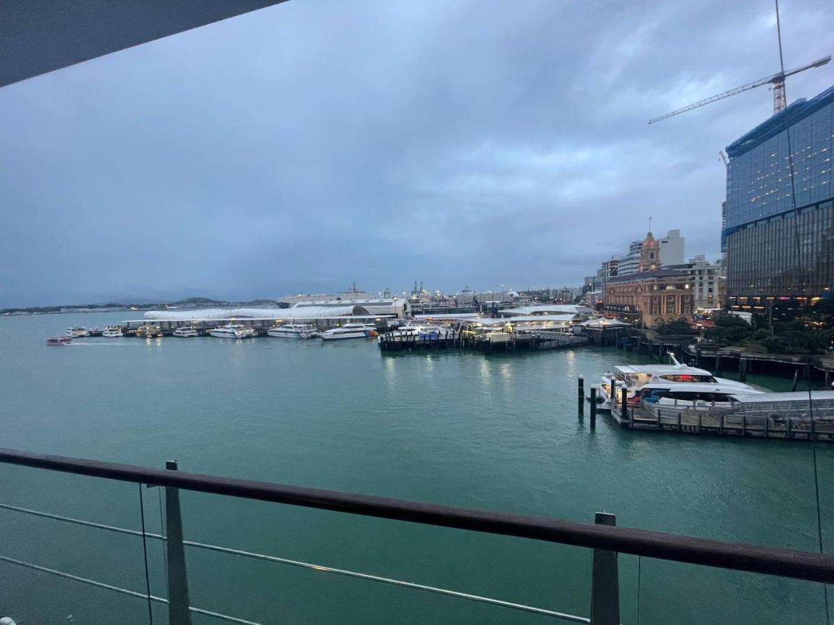 Luxury Apartment - Parking - Hot Tub - Stunning Views Auckland Exteriör bild