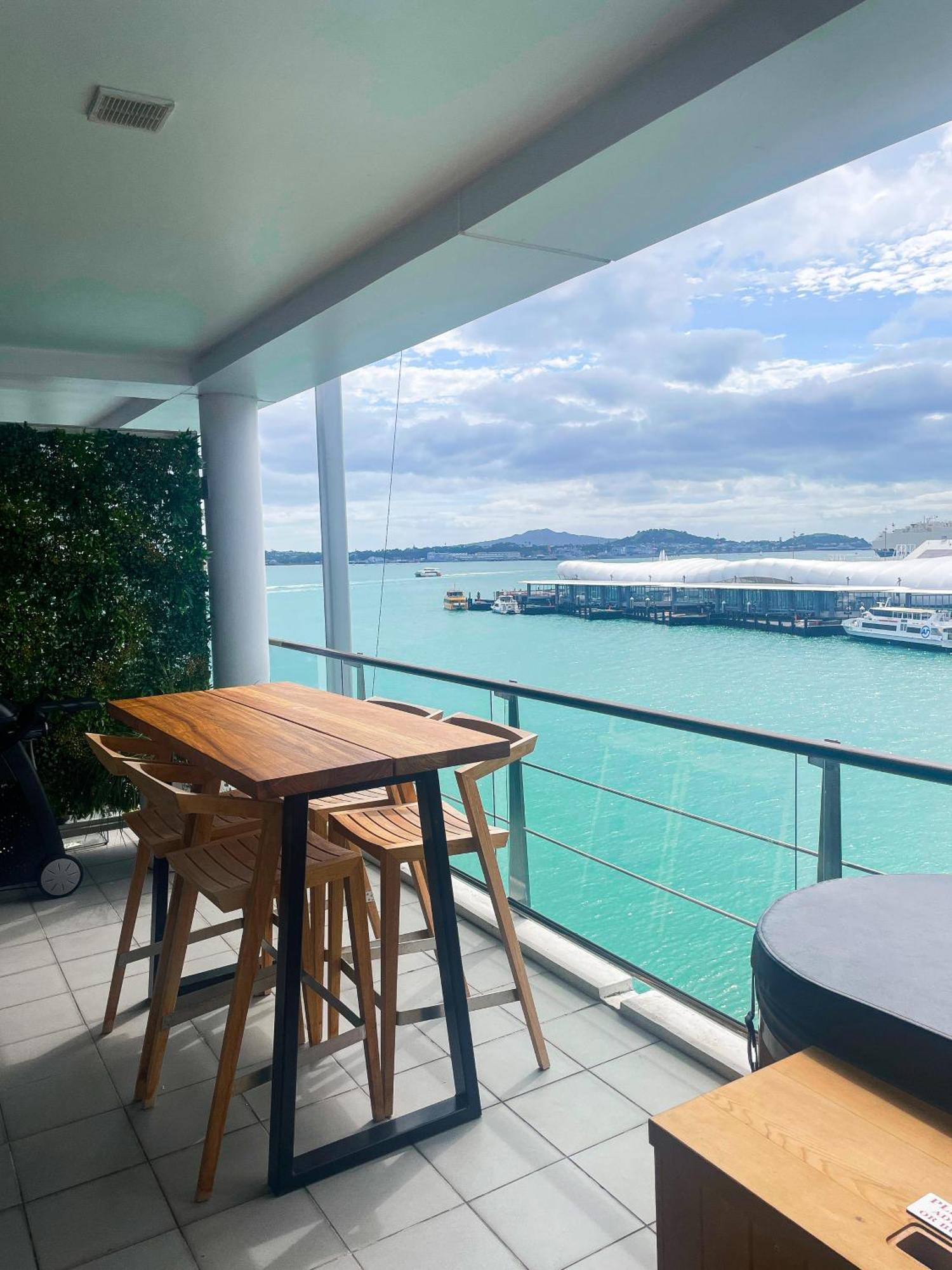 Luxury Apartment - Parking - Hot Tub - Stunning Views Auckland Exteriör bild